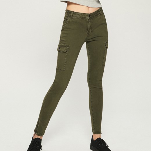 Sinsay - Spodnie cargo - Khaki Sinsay  XS 