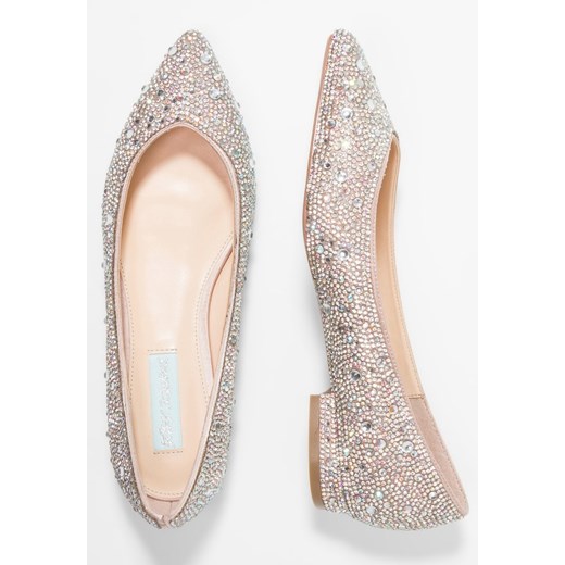 Blue by Betsey Johnson JUDE Baleriny champage