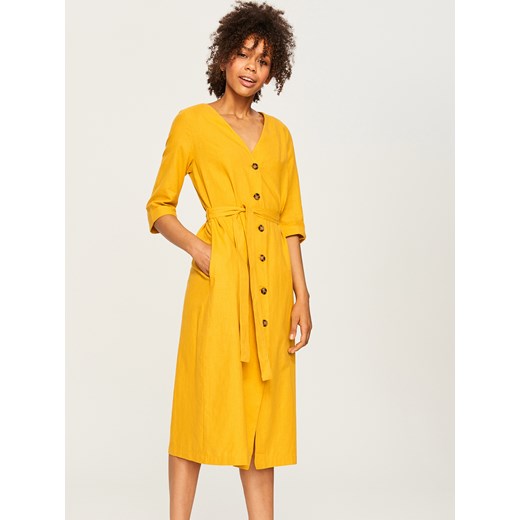 Reserved - Sukienka z lnem zapinana na guziki - Żółty