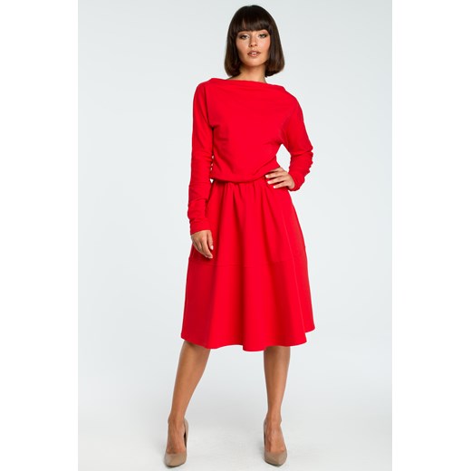 CM3816 Rozkloszowana sukienka z długim rękawem - czerwona
