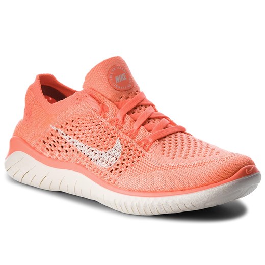 Buty sportowe damskie Nike różowe sznurowane 