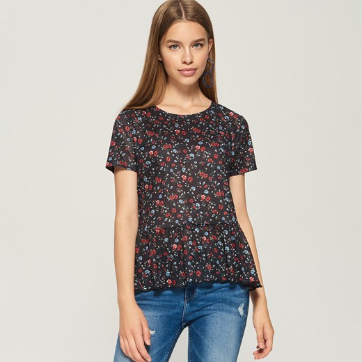 Sinsay - T-shirt w kwiaty - Czarny