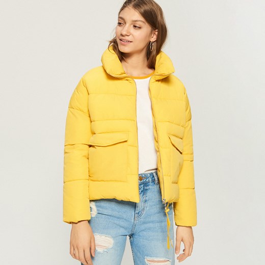 Sinsay - Pikowana kurtka z podwójnymi kieszeniami - Żółty