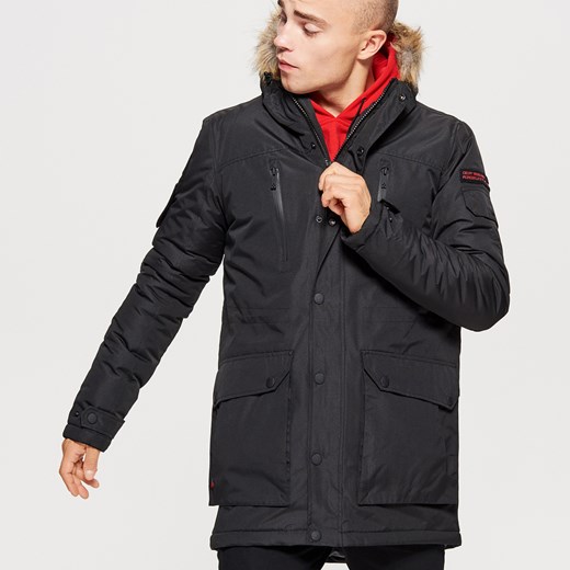 Cropp - Zimowy płaszcz z kapturem - Czarny  Cropp XL 