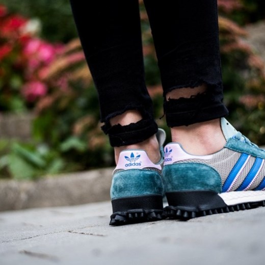 Buty sportowe damskie wielokolorowe Adidas Originals bez wzorów płaskie na wiosnę sznurowane 