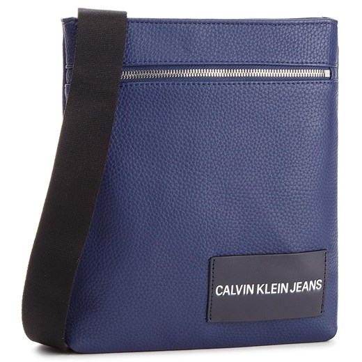 Saszetka niebieska Calvin Klein 
