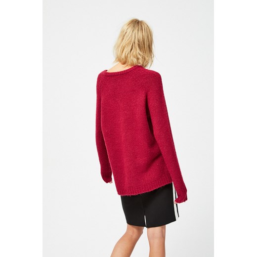 Sweter damski czerwony z okrągłym dekoltem wełniany 