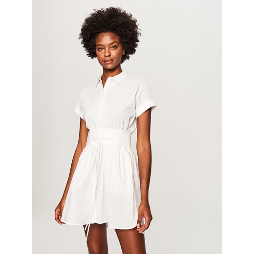 Reserved - Sukienka z gorsetem - Biały