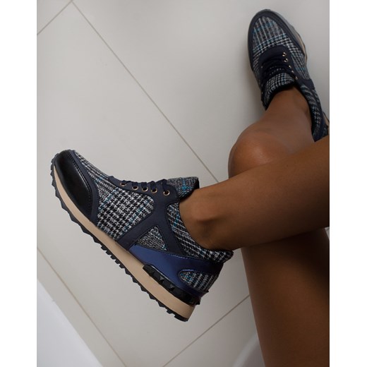 Sneakersy damskie niebieskie na koturnie na wiosnę sznurowane bez wzorów 