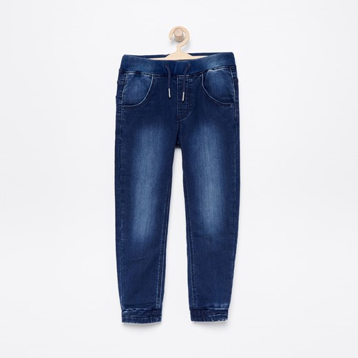 Spodnie chłopięce Reserved jesienne jeansowe bez wzorów 