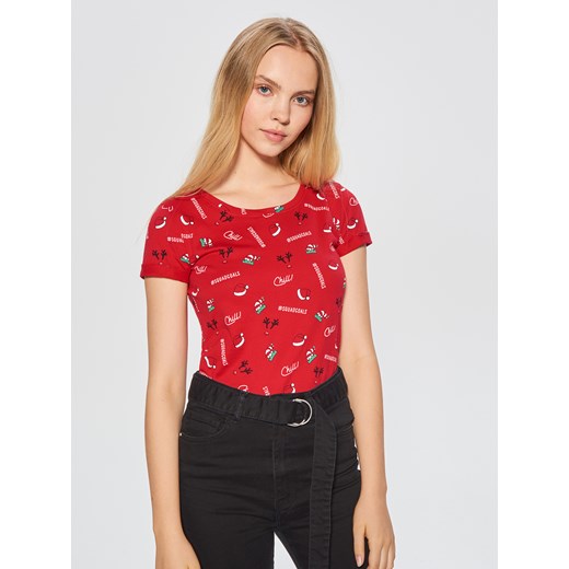 Cropp - Koszulka ze świątecznym nadrukiem - Czerwony  Cropp XL 