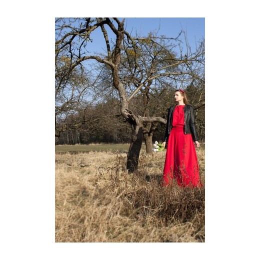 Sukienka Meleksima z długim rękawem rozkloszowana na spacer z okrągłym dekoltem maxi 