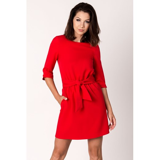 Sukienka Avaro czerwona z długimi rękawami z elastanu 