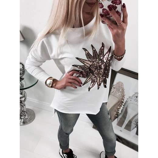 By o la la modna luźna bluzeczka z ozdobną aplikacją z cekinów white By O La La  uniwersalny 4friko.pl