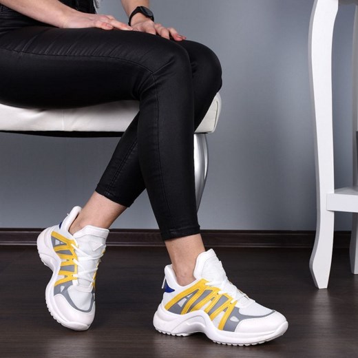 Buty sportowe damskie w paski na platformie sznurowane ze skóry ekologicznej 