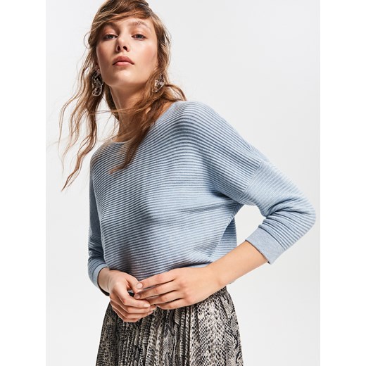 Sweter damski Reserved z okrągłym dekoltem bez wzorów 