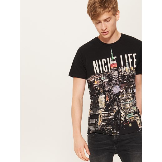 House - T-shirt z nadrukiem Night life - Czarny