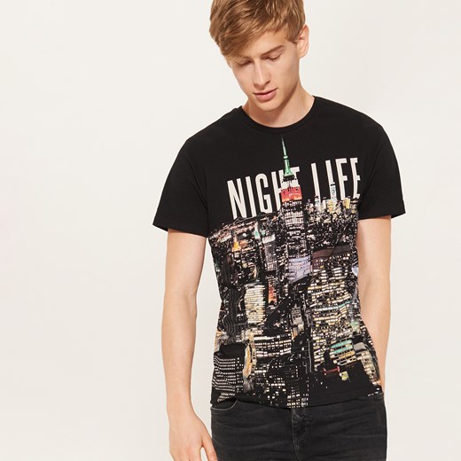 House - T-shirt z nadrukiem Night life - Czarny