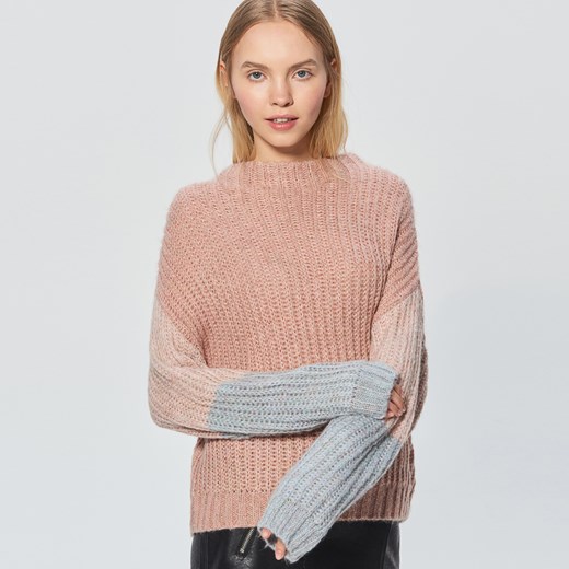 Sweter damski różowy Cropp 