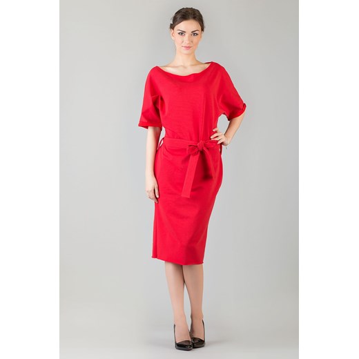 Sukienka czerwona midi gładka luźna z okrągłym dekoltem 