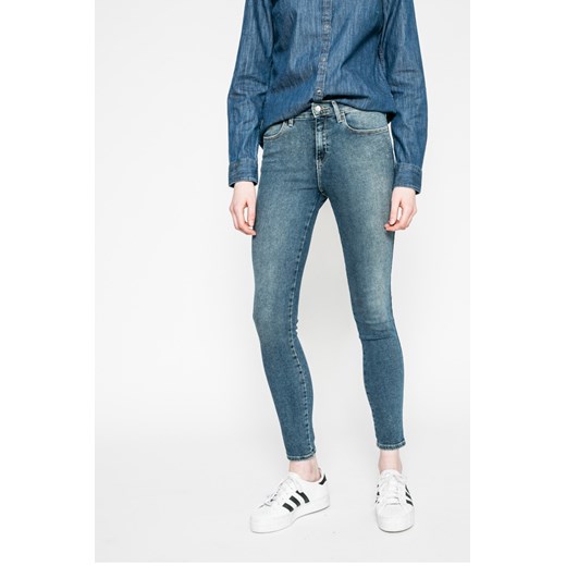 Wrangler jeansy damskie na zimę 