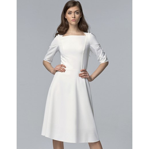 Nife sukienka bez wzorów na urodziny z dekoltem karo biała trapezowa midi z długim rękawem 
