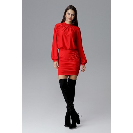 Sukienka Figl czerwona dopasowana elegancka z długim rękawem gładka 