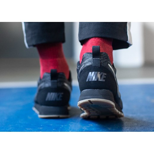 Buty sportowe męskie Nike zamszowe sznurowane 