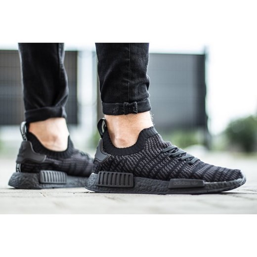 Adidas NMD R1  Adidas 40 2/3 Sneaker Peeker