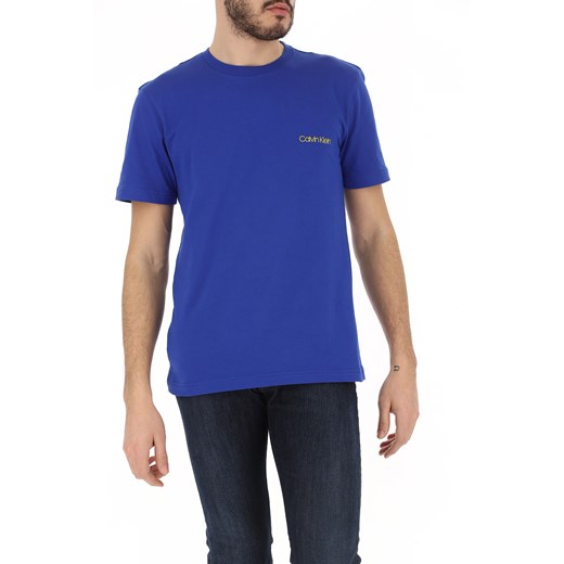 Niebieski t-shirt męski Calvin Klein casual z krótkimi rękawami 