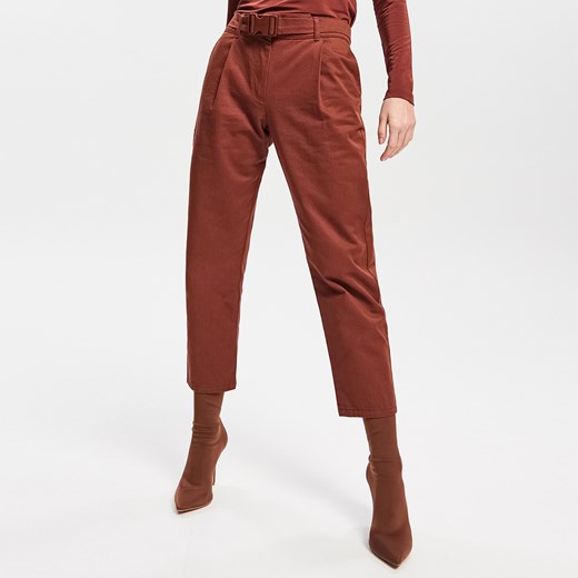 Spodnie damskie czerwone Reserved 