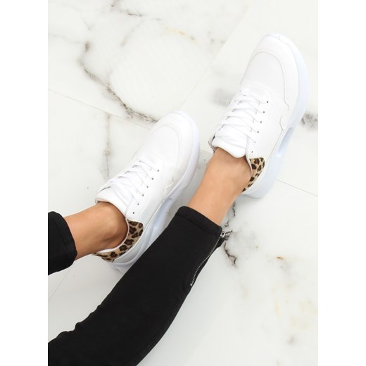 Buty sportowe damskie sneakersy białe płaskie sznurowane ze skóry ekologicznej 