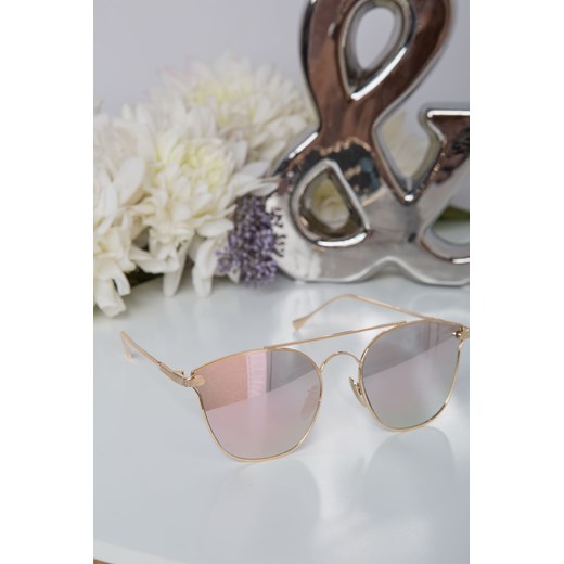 Okulary przeciwsłoneczne z różowym odbiciem