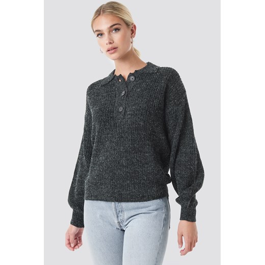 Sweter damski NA-KD Trend z kołnierzykiem bez wzorów 