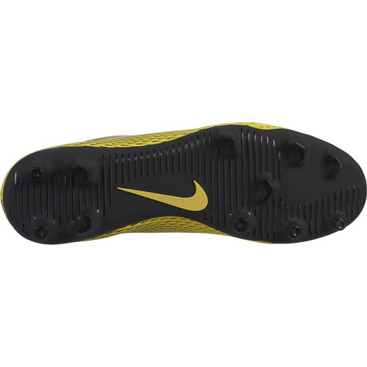 Buty sportowe męskie Nike Football na wiosnę sznurowane 