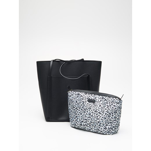 Shopper bag Cropp duża bez dodatków na ramię elegancka 