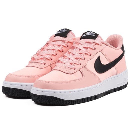Buty sportowe damskie Nike do biegania air force bez wzorów różowe wiązane na płaskiej podeszwie 