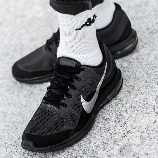 Buty sportowe męskie Nike na wiosnę czarne wiązane 
