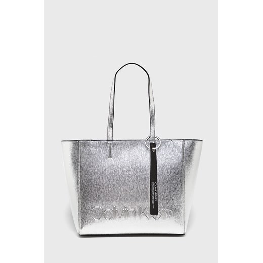 Shopper bag Calvin Klein duża w stylu młodzieżowym 