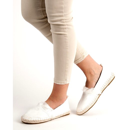 Espadryle damskie białe Lily Shoes bez zapięcia tkaninowe bez wzorów na płaskiej podeszwie 