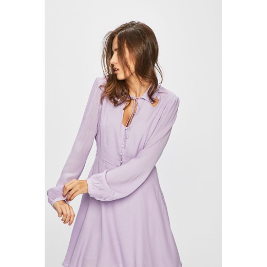 Sukienka Glamorous fioletowa gładka elegancka z długim rękawem 