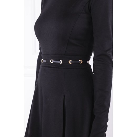 Versace Jeans sukienka czarna rozkloszowana na spacer 