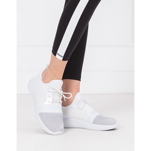 Buty sportowe damskie Calvin Klein na fitness bez wzorów sznurowane na wiosnę 