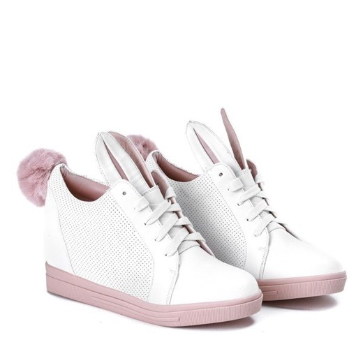 Białe sneakersy z różową podeszwą na koturnie z uszami i pomponem Carry - Obuwie