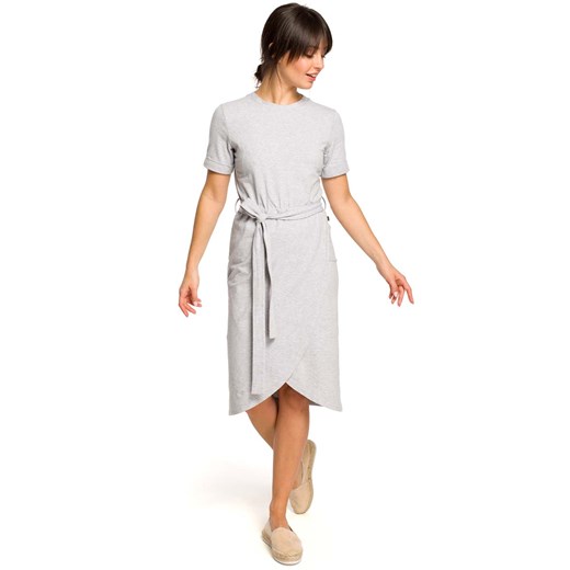 Sukienka Moe bez wzorów z krótkimi rękawami midi na spacer 