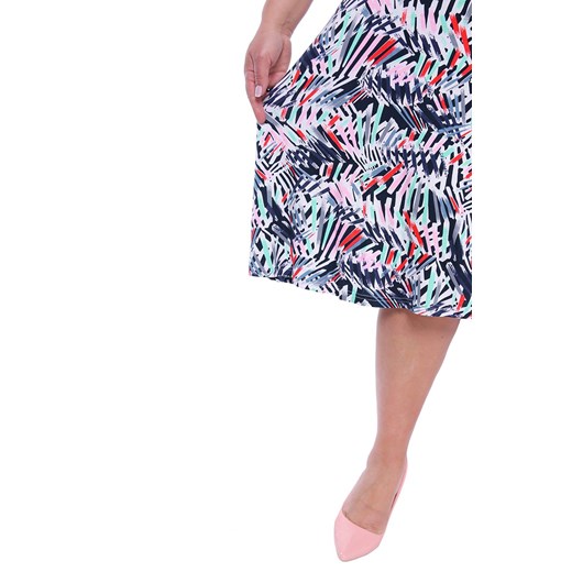 Sukienka midi z krótkimi rękawami na spacer 