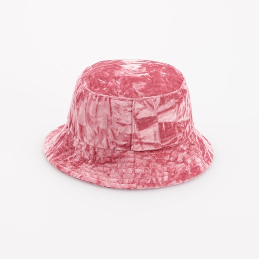 Reserved czapka dziecięca różowa 