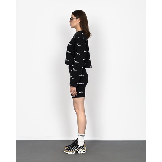 Bluza sportowa czarna Nike w abstrakcyjnym wzorze jesienna 