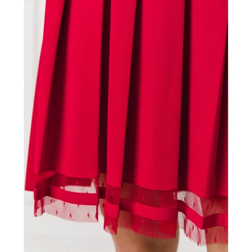 Sukienka Red Valentino z okrągłym dekoltem z krótkim rękawem 