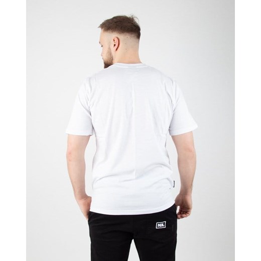Biały t-shirt męski Newbadline z napisami z krótkim rękawem 